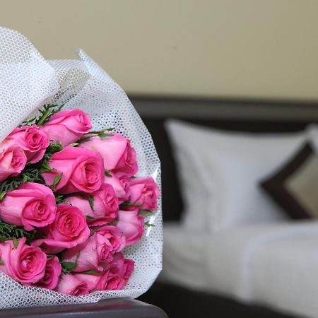 Pleasant Days Hotel Chennai Exterior photo