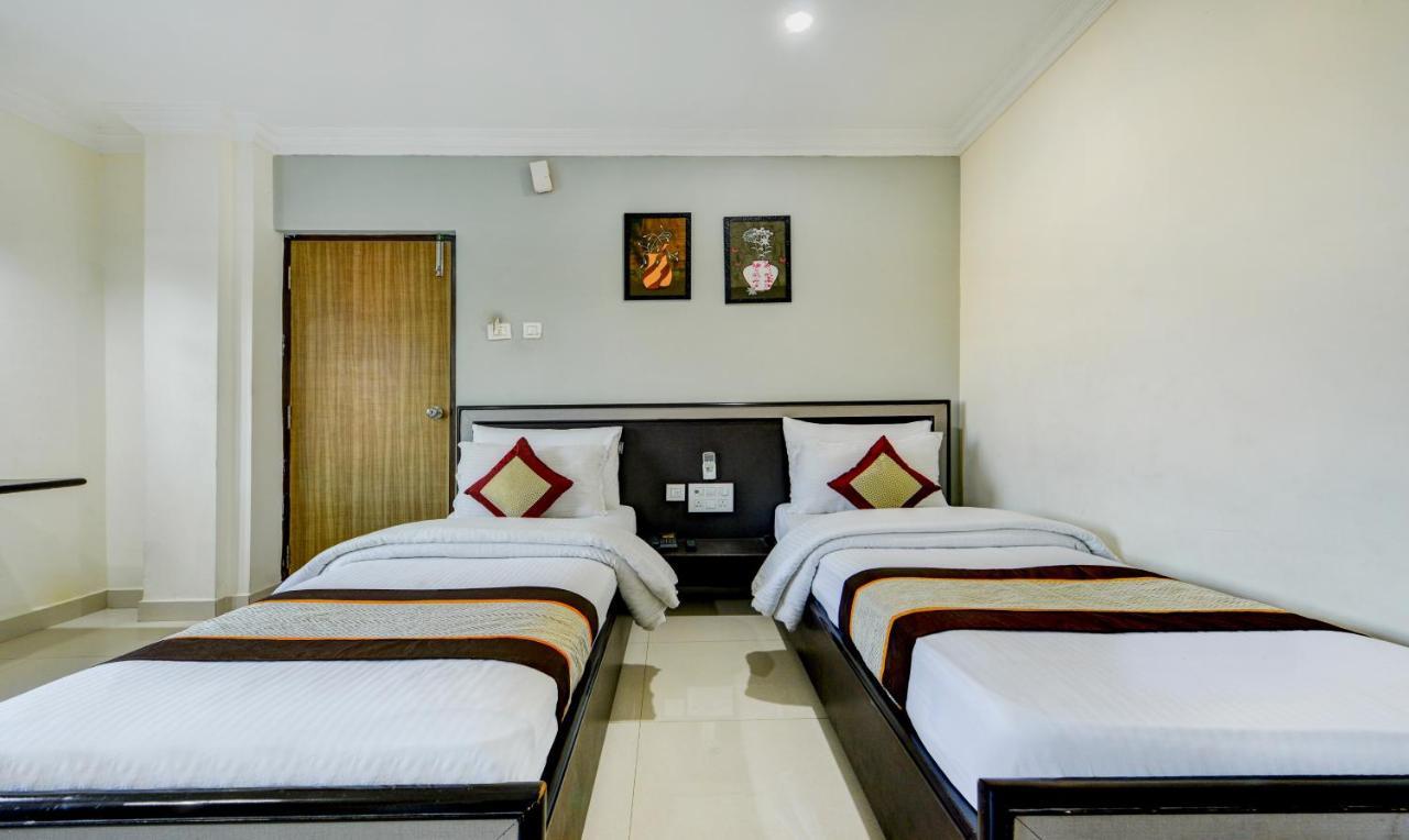 Pleasant Days Hotel Chennai Exterior photo